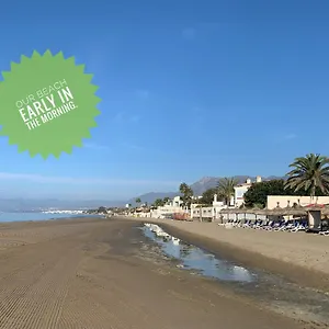 Costanera In Villa Marbella